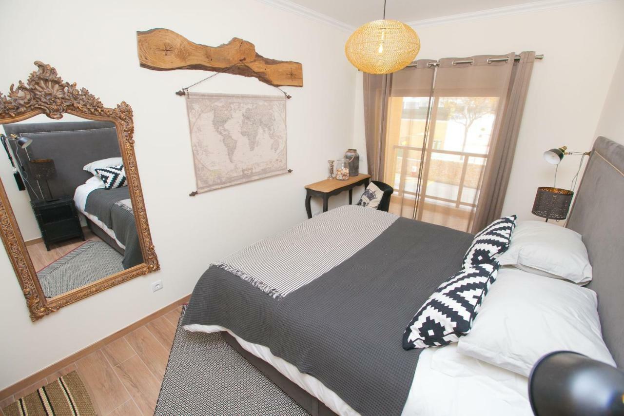 Modern Luxury Apartment Near Harbor Of Albufeira Exterior foto