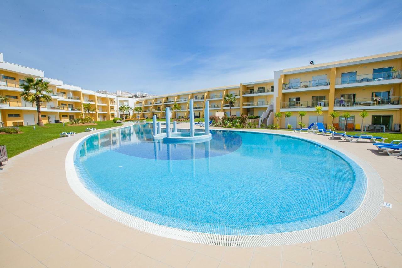 Modern Luxury Apartment Near Harbor Of Albufeira Exterior foto